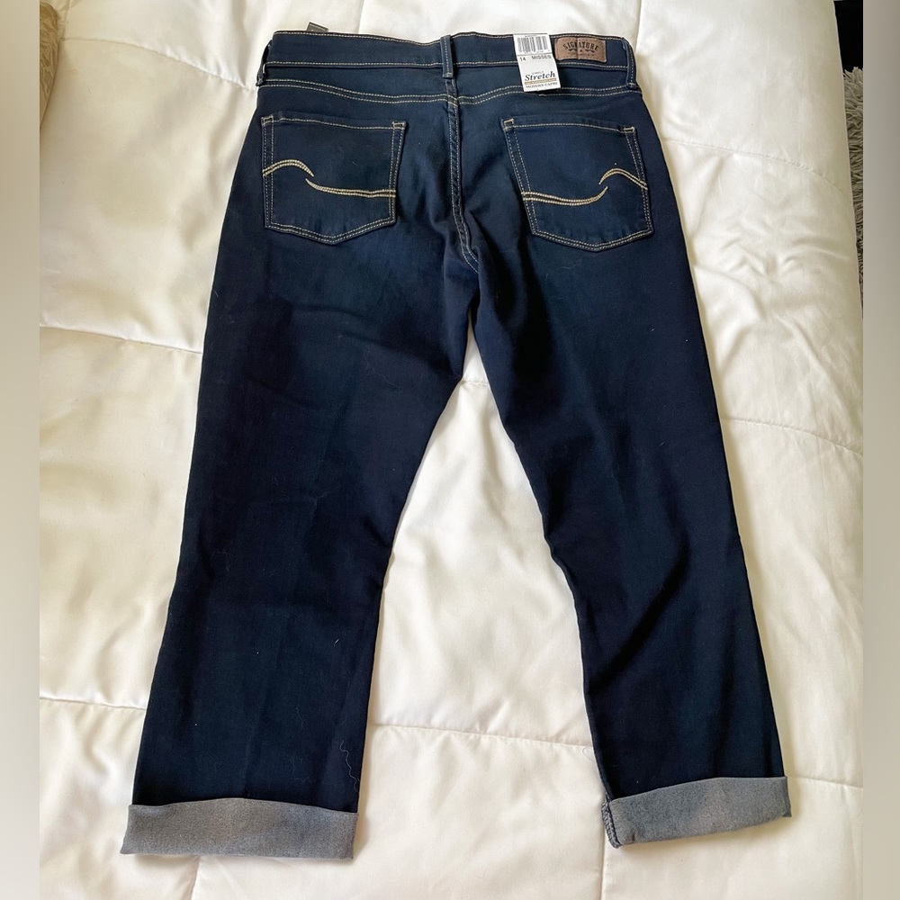 Capris - Picture 6 of 10